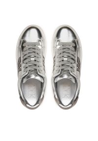 DKNY Sneakersy Abeni K3464319 Srebrny. Kolor: srebrny. Materiał: skóra