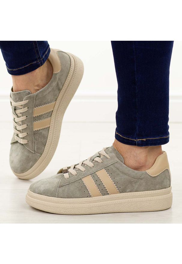 Khaki skórzane półbuty damskie Filippo Dp7499/26. Okazja: na co dzień. Kolor: brązowy. Materiał: skóra, zamsz. Szerokość cholewki: normalna. Sezon: jesień, wiosna. Obcas: na platformie. Styl: klasyczny, casual, elegancki