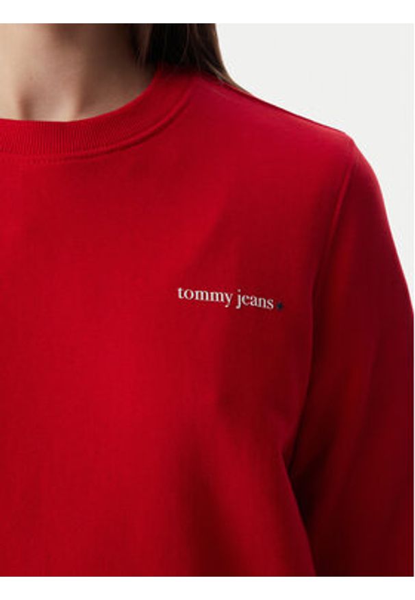 Tommy Jeans Bluza Ess Logo DW0DW22829 Czerwony ciemny Regular Fit. Kolor: czerwony. Materiał: bawełna