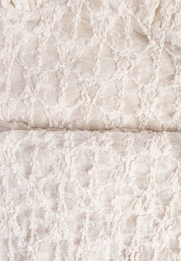 Renee - Beżowy Komplet z Koronki Top Halter i Spodnie Zdobione Wszytą Spódnicą Celanix. Kolor: beżowy. Materiał: koronka. Wzór: aplikacja, koronka