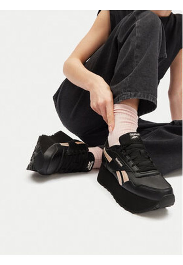 Reebok Sneakersy GLIDE TRIPLE 100223021 Czarny. Kolor: czarny. Materiał: materiał, syntetyk