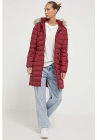 Tommy Jeans kurtka puchowa damska kolor bordowy zimowa. Kolor: czerwony. Materiał: puch. Sezon: zima #2