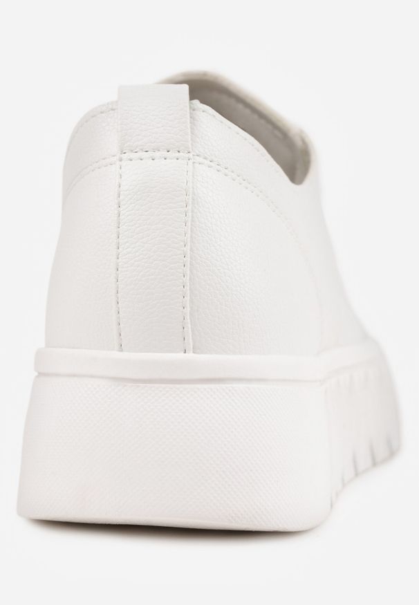 Born2be - Białe Sznurowane Sneakersy Vices na Płaskiej Podeszwie Firori. Zapięcie: sznurówki. Kolor: biały. Materiał: jeans. Wzór: jednolity, aplikacja. Obcas: na płaskiej podeszwie