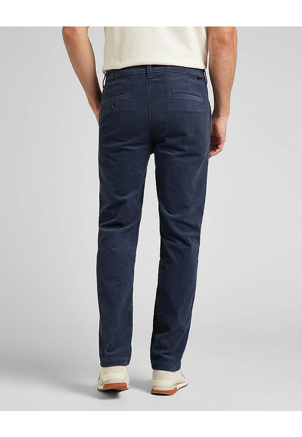 Lee - LEE REGULAR CHINO MĘSKIE SPODNIE SZTRUKSOWE SZTRUKS MOOD INDIGO L71FQE50 112321615. Materiał: sztruks