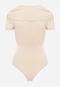 Renee - Beżowe Body z Ozdobnymi Rękawami i Hiszpańskim Dekoltem Joanlo. Kolor: beżowy. Materiał: jeans. Długość: krótkie #7