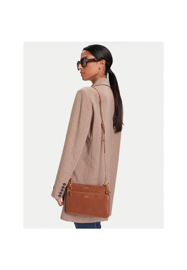 Torebka Coccinelle. Kolor: brązowy