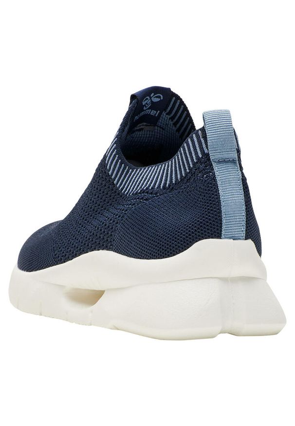 Buty Hummel tatum. Okazja: na co dzień. Kolor: wielokolorowy, niebieski, fioletowy. Sport: fitness