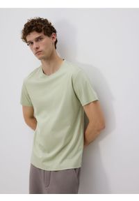Reserved - T-shirt regular z modalem - jasnozielony. Kolor: zielony. Materiał: dzianina