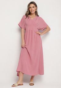 Born2be - Ciemnoróżowa Sukienka z Bawełną i Górą w Stylu Nietoperza Filenia. Okazja: na co dzień. Kolor: różowy. Materiał: bawełna. Styl: casual