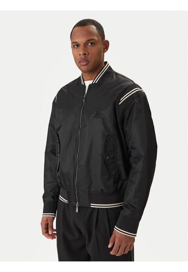 Armani Exchange Kurtka bomber XM002017 AF19828 UC001 Czarny Regular Fit. Kolor: czarny. Materiał: syntetyk