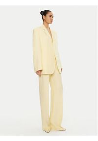 JACQUEMUS Spodnie materiałowe 24E241PA003 Żółty Regular Fit. Kolor: żółty. Materiał: wiskoza