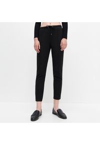 Reserved - Dzianinowe spodnie - Czarny. Kolor: czarny. Materiał: dzianina #1