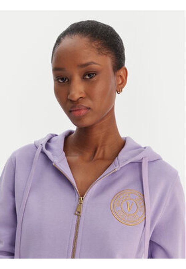 Versace Jeans Couture Bluza 80HAIT02 CF01T Fioletowy Regular Fit. Typ kołnierza: kołnierzyk włoski. Kolor: fioletowy. Materiał: bawełna