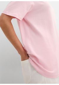 bonprix - Długi T-shirt (5 szt.). Okazja: na co dzień. Typ kołnierza: dekolt w serek. Kolor: różowy. Długość rękawa: krótki rękaw. Długość: długie, krótkie. Sezon: lato. Styl: casual #2