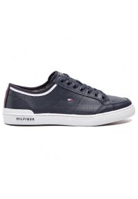 TOMMY HILFIGER - Buty Tommy Hilfiger Core Corporate Leather Sneaker M FM0FM00552-403 niebieskie. Okazja: na co dzień. Kolor: niebieski. Materiał: syntetyk, skóra, materiał. Szerokość cholewki: normalna