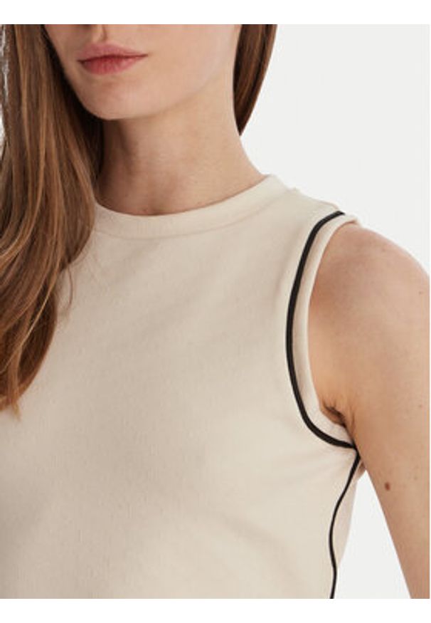 Guess Top V6GP17 K3215 Écru Regular Fit. Materiał: syntetyk