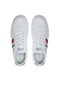 TOMMY HILFIGER - Tommy Hilfiger Sneakersy Th Basket Core Lite FM0FM05116 Biały. Kolor: biały. Materiał: materiał #6