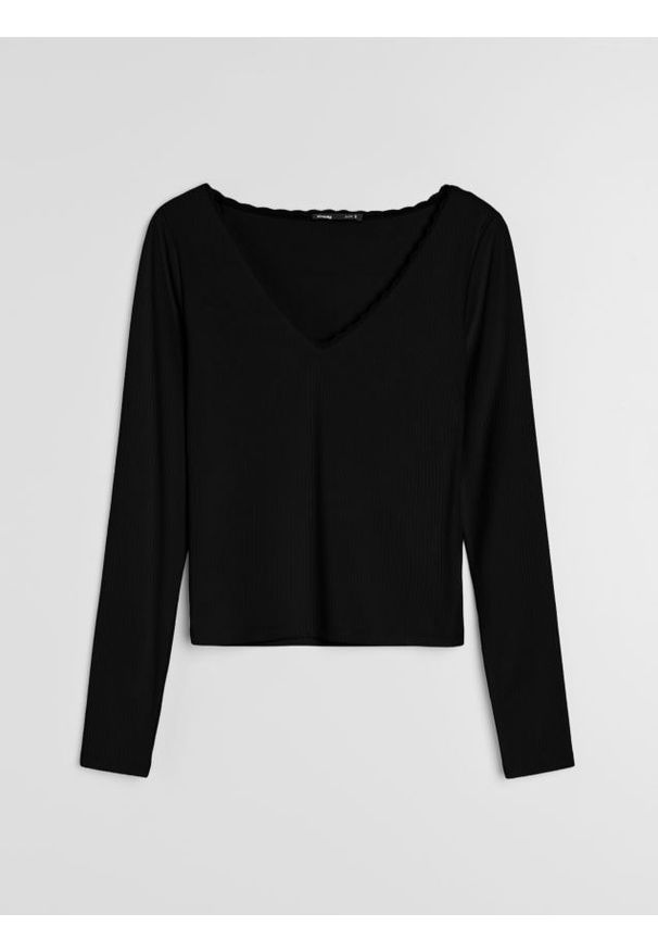 Sinsay - Bluzka z długim rękawem i koronką przy dekolcie - czarny. Kolor: czarny. Materiał: koronka. Długość rękawa: długi rękaw. Długość: długie. Wzór: koronka