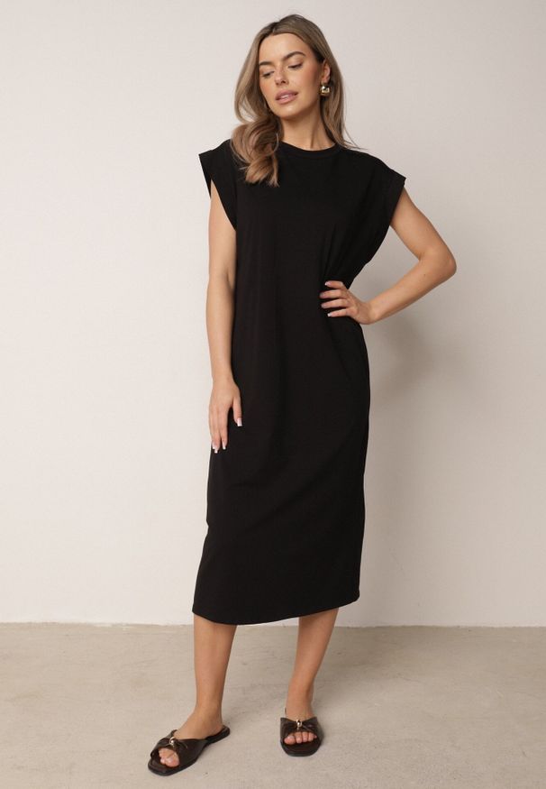Born2be - Czarna Sukienka Pudełkowa w Stylu T-shirtowym Zanisea. Okazja: na co dzień. Kolor: czarny. Materiał: materiał. Długość rękawa: krótki rękaw. Typ sukienki: proste. Styl: casual