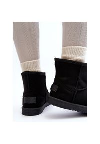 Śniegowce Damskie Cross Jeans MM2R4024 Czarne. Wysokość cholewki: za kostkę. Kolor: czarny. Materiał: zamsz, guma, futro. Szerokość cholewki: normalna. Sezon: zima #8