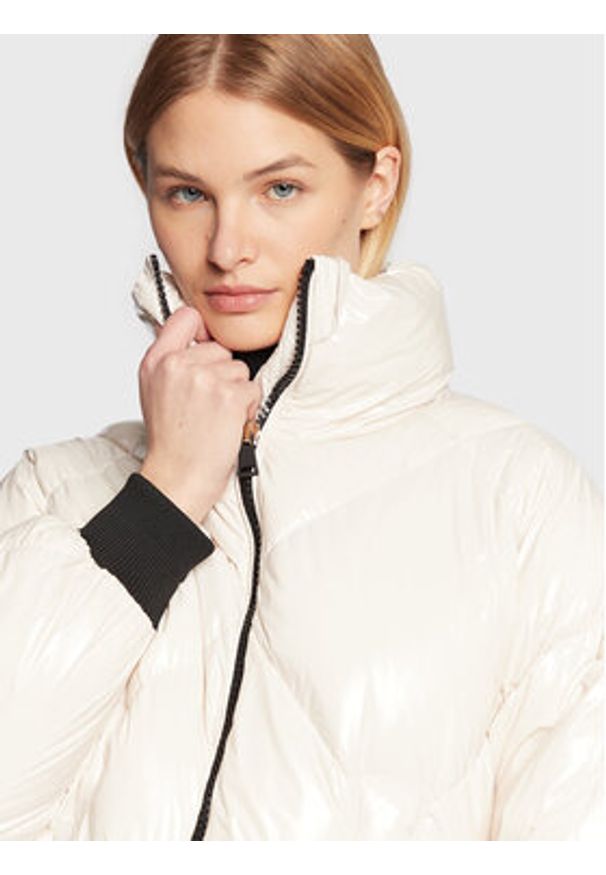 Weekend Max Mara Kurtka puchowa Ernesta 54860423 Biały Regular Fit. Kolor: biały. Materiał: syntetyk, puch