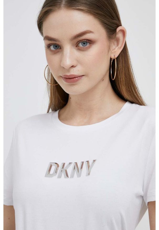 DKNY - Dkny t-shirt damski kolor biały. Kolor: biały. Materiał: dzianina. Styl: klasyczny