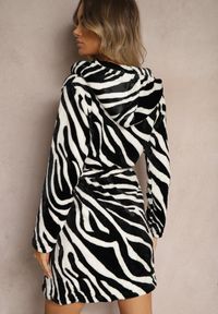 Renee - Biały Szlafrok na Suwak z Kapturem w Animal Print Irisseia. Typ kołnierza: kaptur. Kolor: biały. Wzór: nadruk #4