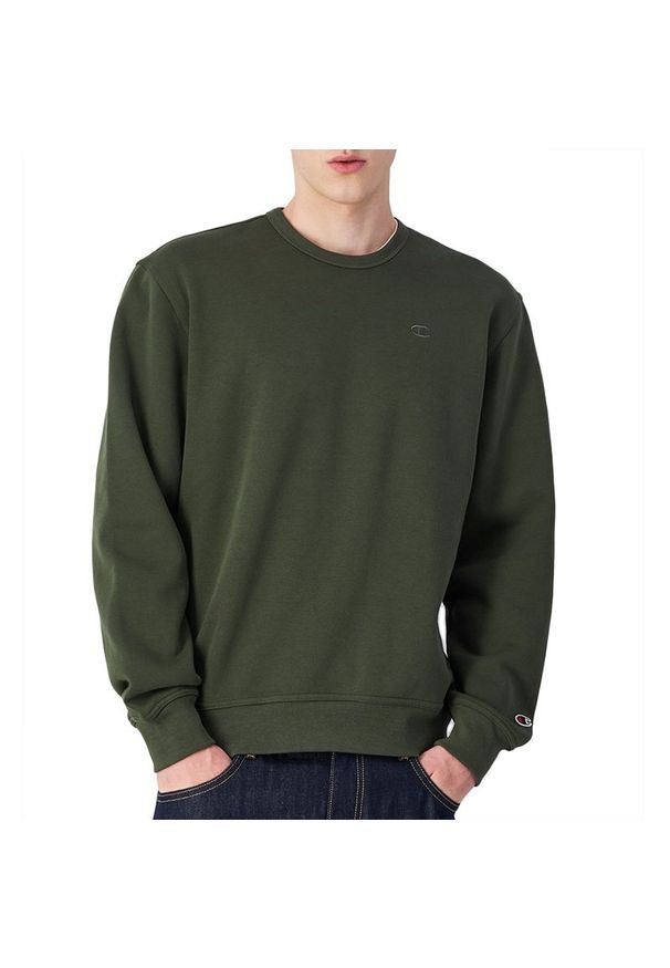 Bluza Champion Tonal C Logo Fleece Sweatshirt 220275-GS508 - zielona. Typ kołnierza: bez kaptura. Kolor: zielony. Materiał: bawełna, poliester, tkanina. Styl: klasyczny, sportowy