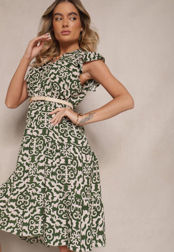 Renee - Zielona Rozkloszowana Sukienka z Bawełny w Ornamentalny Print Zalirita. Okazja: na co dzień. Typ kołnierza: dekolt w serek. Kolor: zielony. Materiał: bawełna. Długość rękawa: krótki rękaw. Wzór: nadruk. Typ sukienki: rozkloszowane. Styl: klasyczny, casual