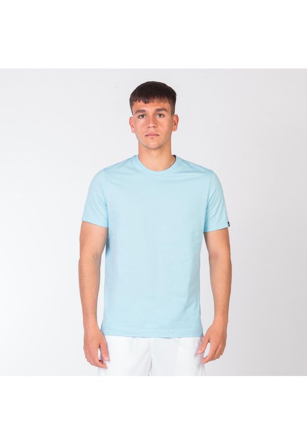 Joma Desert T -Shirt Men 2xl - Oddychający nieba niebieska bawełna. Kolor: niebieski. Materiał: bawełna. Długość rękawa: krótki rękaw. Długość: krótkie