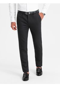 Ombre Clothing - Męskie klasyczne spodnie chino z delikatną teksturą - czarne V5. Kolor: czarny. Materiał: materiał, poliester, bawełna. Styl: klasyczny