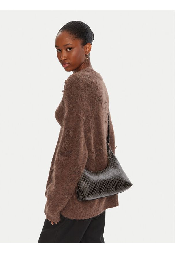 Calvin Klein Torebka Emblem Aop Conv Shoulder Bag LV04F3298G Czarny. Kolor: czarny. Materiał: skórzane