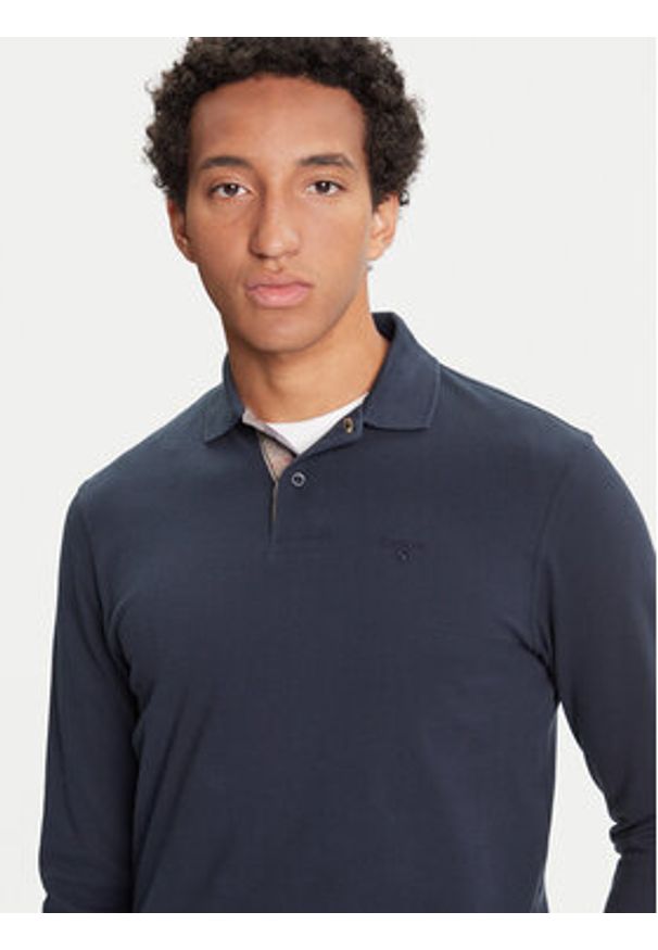 Barbour Polo Tartan MML0705NY91 Granatowy Regular Fit. Typ kołnierza: polo. Kolor: niebieski. Materiał: bawełna