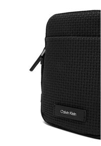 Calvin Klein Saszetka Embossed Woven Slim Reporter LV04D3221G Czarny. Kolor: czarny. Materiał: skóra #5