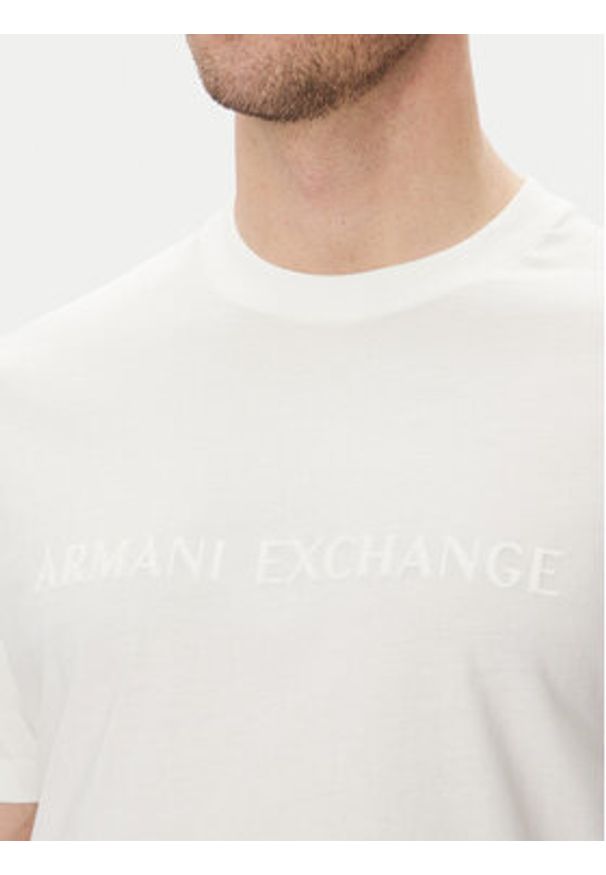 Armani Exchange T-Shirt XM000554 AF10356 U0009 Biały Regular Fit. Kolor: biały. Materiał: bawełna