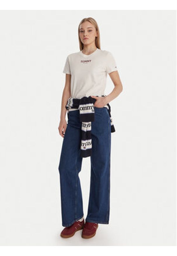 Tommy Jeans T-Shirt Essential DW0DW21842 Biały Regular Fit. Kolor: biały. Materiał: bawełna