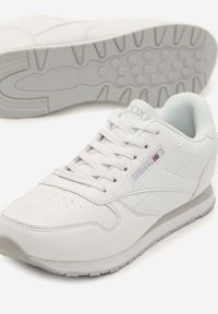 Born2be - Białe Buty Sportowe Fillar. Wysokość cholewki: przed kostkę. Nosek buta: okrągły. Zapięcie: sznurówki. Kolor: biały. Szerokość cholewki: normalna