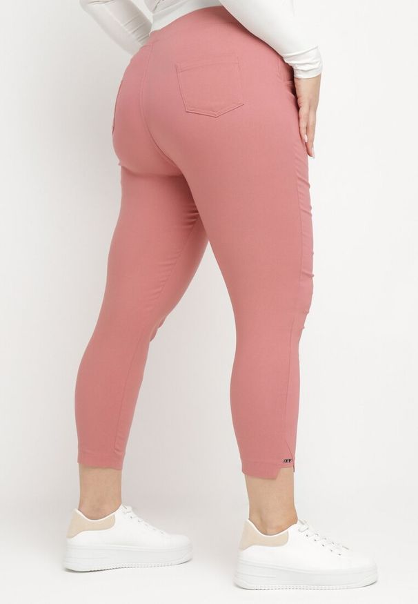 Born2be - Ciemnoróżowe Spodnie High Waist z Troczkiem w Pasie Istmena. Okazja: na co dzień, na spotkanie biznesowe. Stan: podwyższony. Kolor: różowy. Styl: biznesowy, elegancki, casual