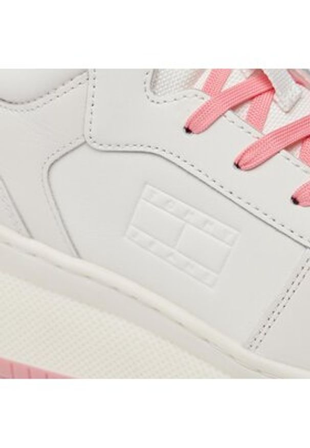 Tommy Jeans Sneakersy Tjw Retro Basket Mc Lace Up EN0EN02422 Écru. Materiał: skóra