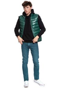 Wrangler - MĘSKI BEZRĘKAWNIK WRANGLER PUFFER VEST PINE W4A3XTG01. Kolor: zielony. Materiał: puch. Długość rękawa: bez rękawów #4