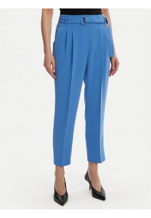 BOSS Spodnie materiałowe Tapiah 50490037 Niebieski Regular Fit. Kolor: niebieski. Materiał: syntetyk