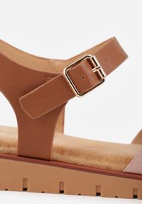 Renee - Różowe Płaskie Sandały VICES z Cholewką ze Skrzyżowanymi Paskami Emelika. Zapięcie: pasek. Kolor: różowy. Wzór: haft. Styl: boho #2