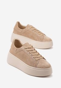 Renee - Beżowe Sneakersy z Naturalnego Zamszu na Platformie Nalirette. Okazja: na co dzień. Kolor: beżowy. Materiał: zamsz. Obcas: na platformie #5