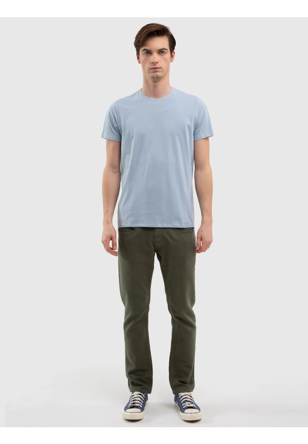 Big-Star - Spodnie męskie joggers khaki Joggse 303. Okazja: na co dzień. Kolor: zielony. Styl: casual