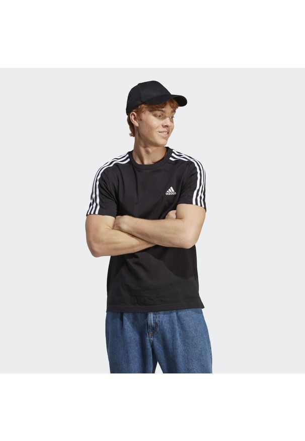 Adidas - Essentials Single Jersey 3-Stripes Tee. Kolor: biały, wielokolorowy, czarny. Materiał: jersey