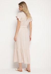 Born2be - Beżowa Wiskozowa Sukienka z Kopertowym Dekoltem z Paskiem Savorlisse. Okazja: na co dzień. Kolor: beżowy. Materiał: wiskoza. Wzór: aplikacja. Typ sukienki: kopertowe. Styl: casual, klasyczny #2