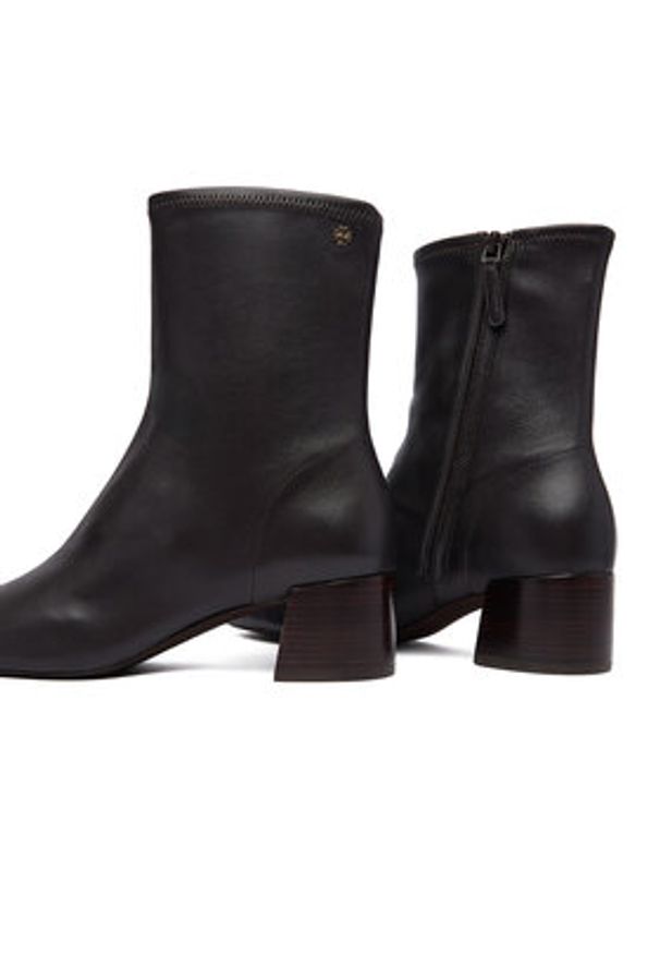 Tory Burch Botki 179613 Brązowy. Kolor: brązowy. Materiał: skóra