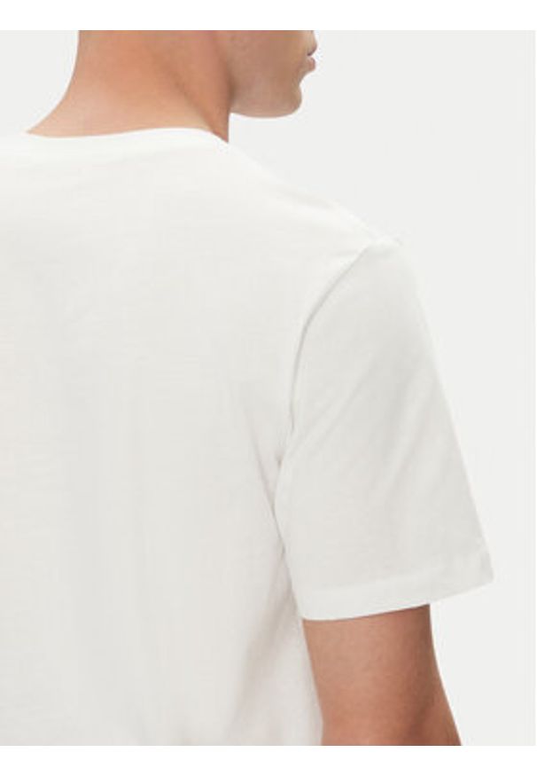 Jack & Jones T-Shirt Canggu 12281809 Biały Regular Fit. Kolor: biały. Materiał: bawełna