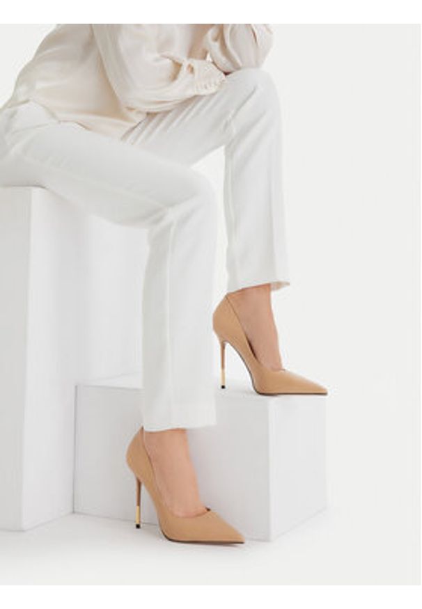 Eva Minge Szpilki THYME-LT934-35 Beżowy. Kolor: beżowy. Materiał: skóra. Obcas: na szpilce