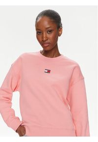 Tommy Jeans Bluza Badge DW0DW17325 Różowy Regular Fit. Kolor: różowy. Materiał: bawełna #5
